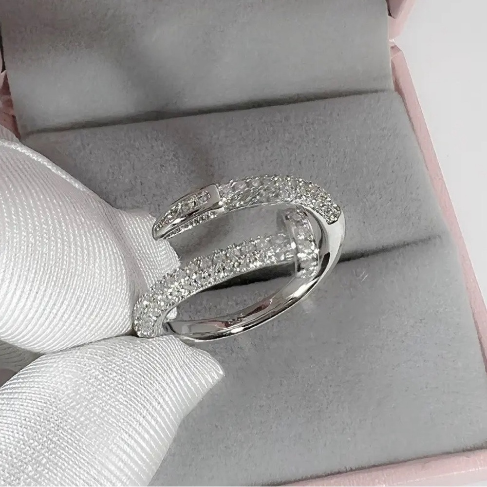 18K White Gold Diamond Inlay Wrapped Nail Ring
